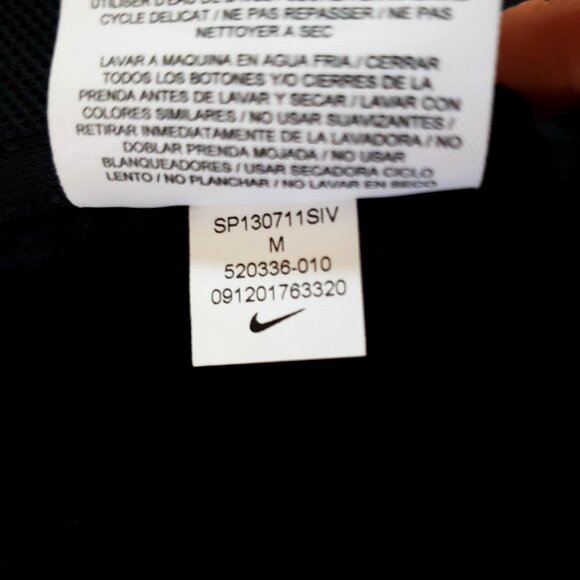 NIKE Women's Sphere Bomber Jacket Running Tennis Golf Training - Picture 2 of 7